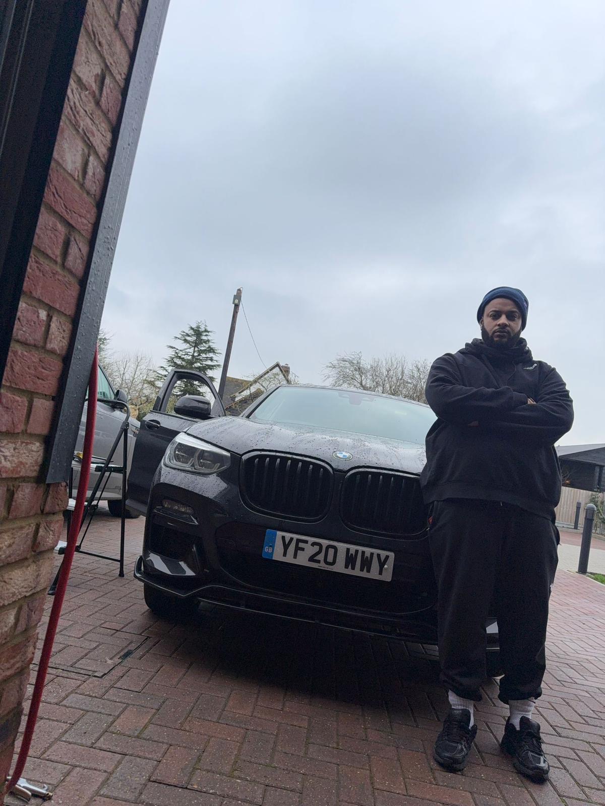 Customer handover with a BMW X3