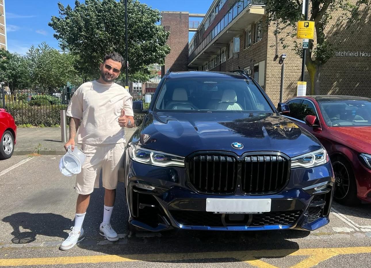 Customer handover with a BMW X7